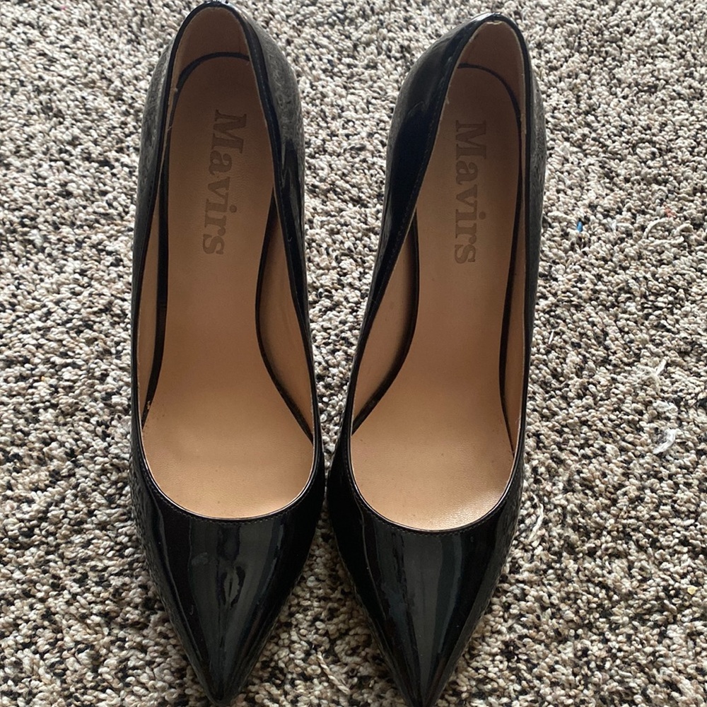Black Mavirs Heels
